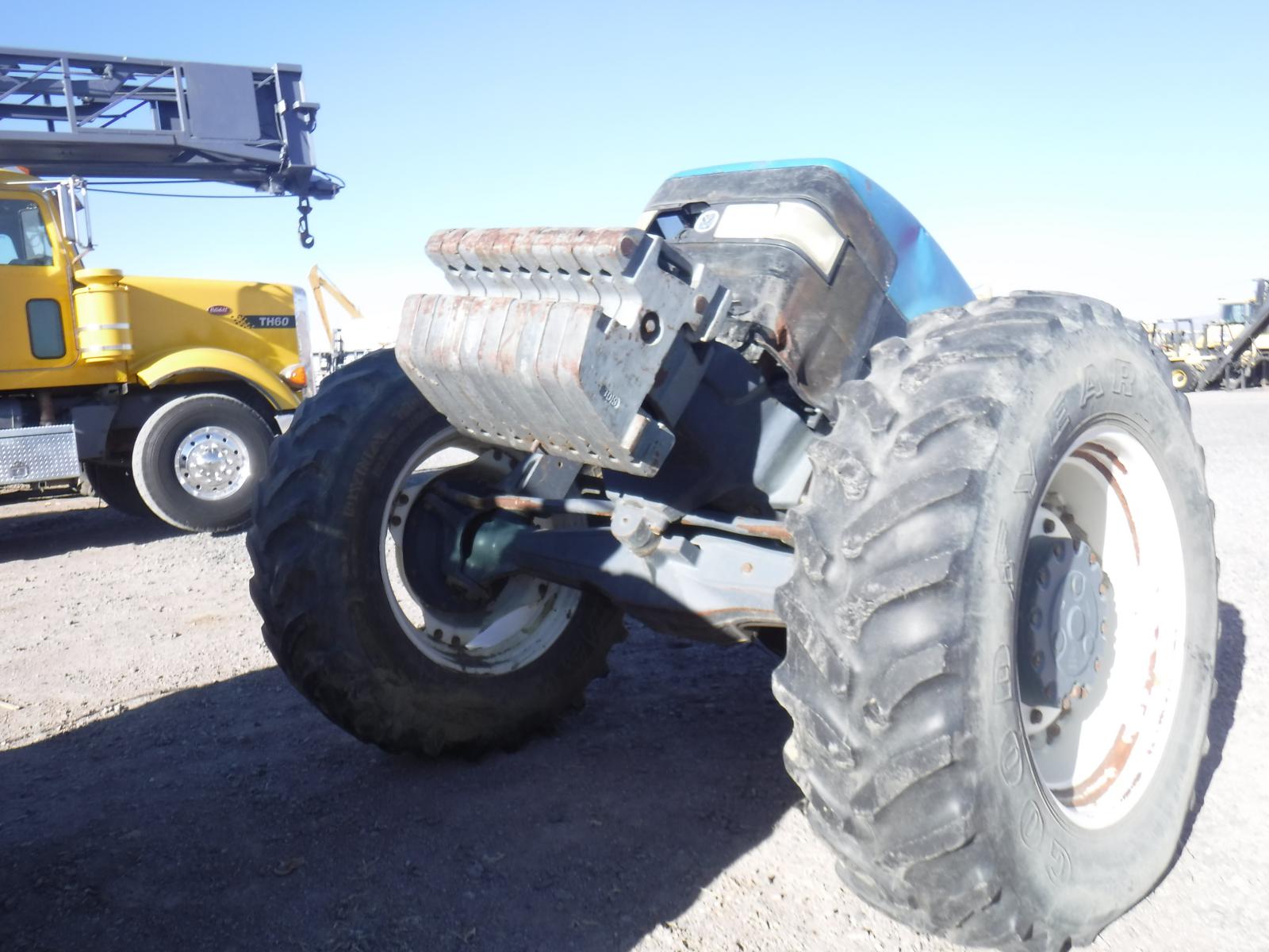 ./imagenes/INVOICE/2019/13858/TRACTOR NEW HOLLAND_8560 (20).JPG